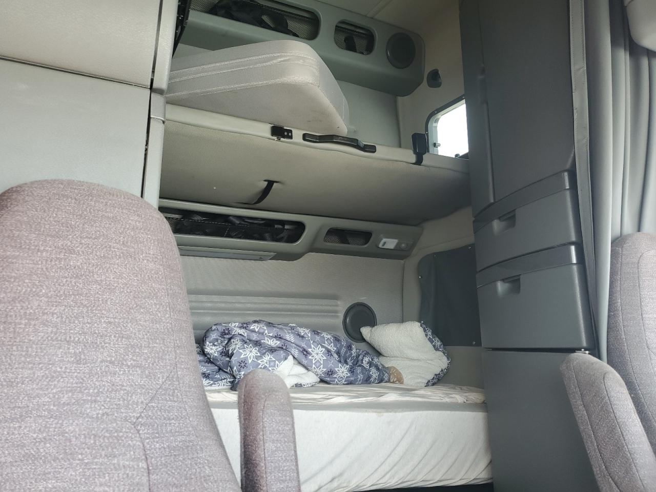 2020 Volvo Vnl Semi Truck VIN: 4V4NC9EH1LN253064 Lot: 81646115