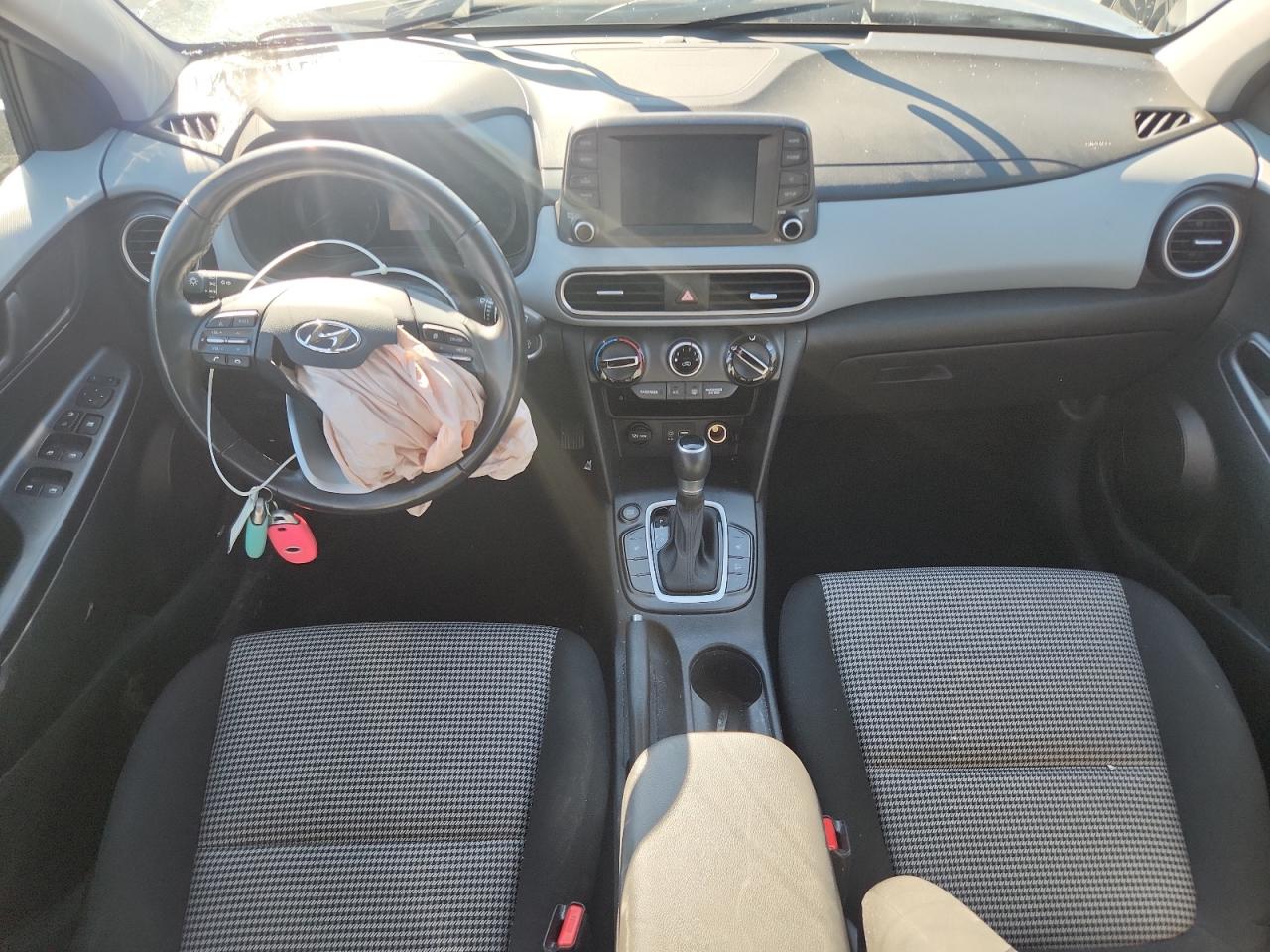 2018 Hyundai Kona Sel VIN: KM8K22AA3JU087551 Lot: 83831185