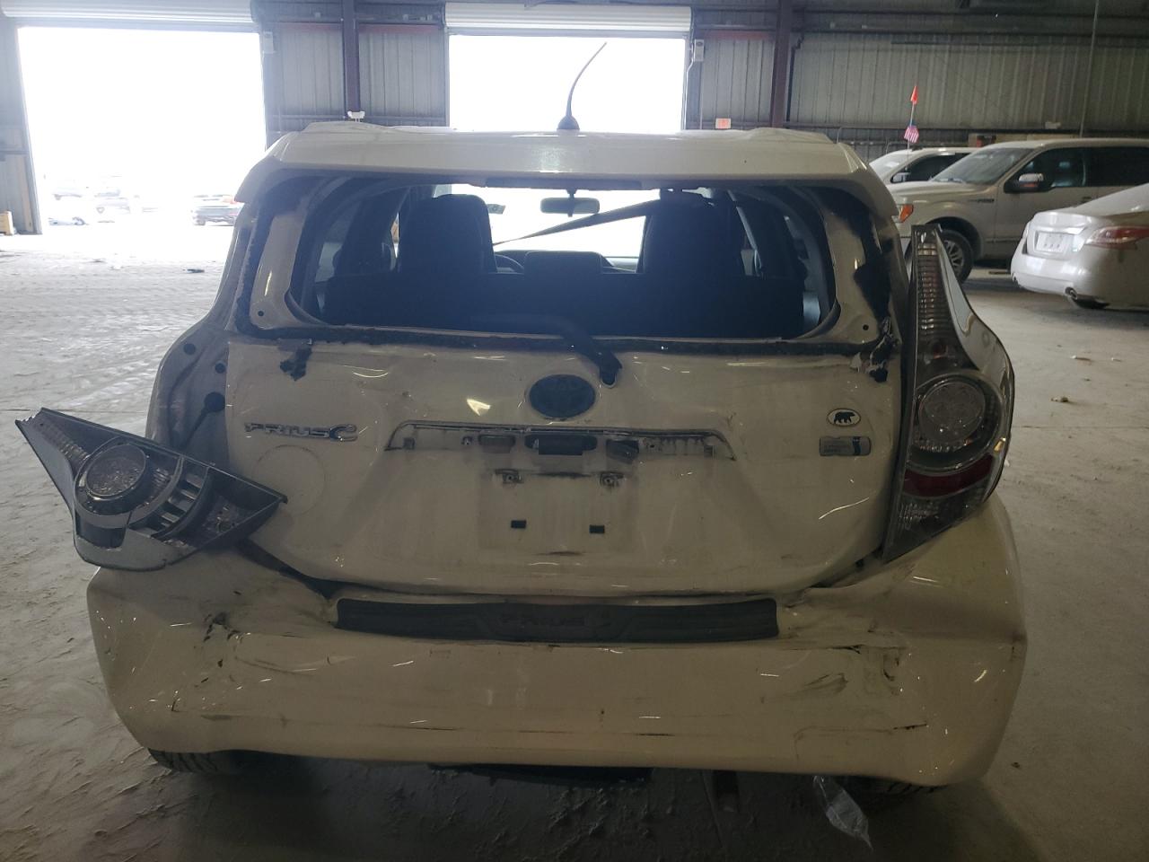 2012 Toyota Prius C VIN: JTDKDTB32C1022926 Lot: 89705155