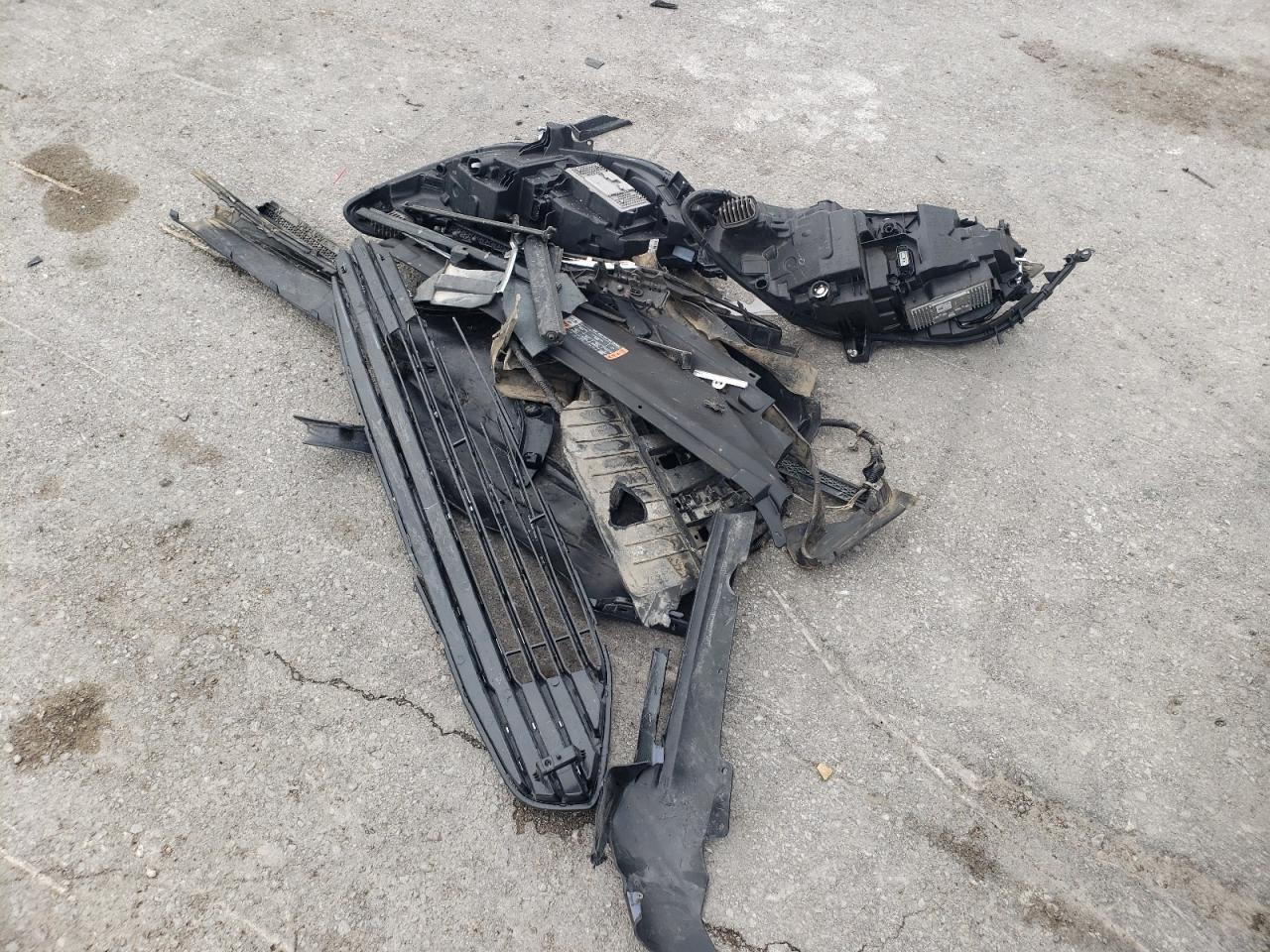 2020 Ford Fusion Sel VIN: 3FA6P0CD2LR160797 Lot: 83754125