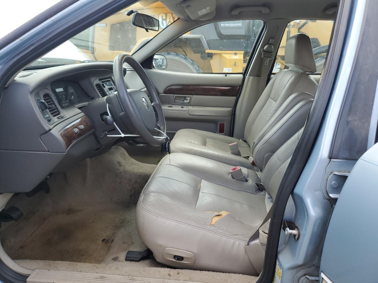 2006 Mercury Grand Marquis Gs VIN: 2MEFM74V36X632352 Lot: 80210255