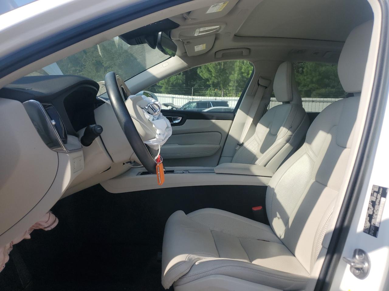 2022 Volvo Xc60 B5 Inscription VIN: YV4L12RL9N1079833 Lot: 80383635