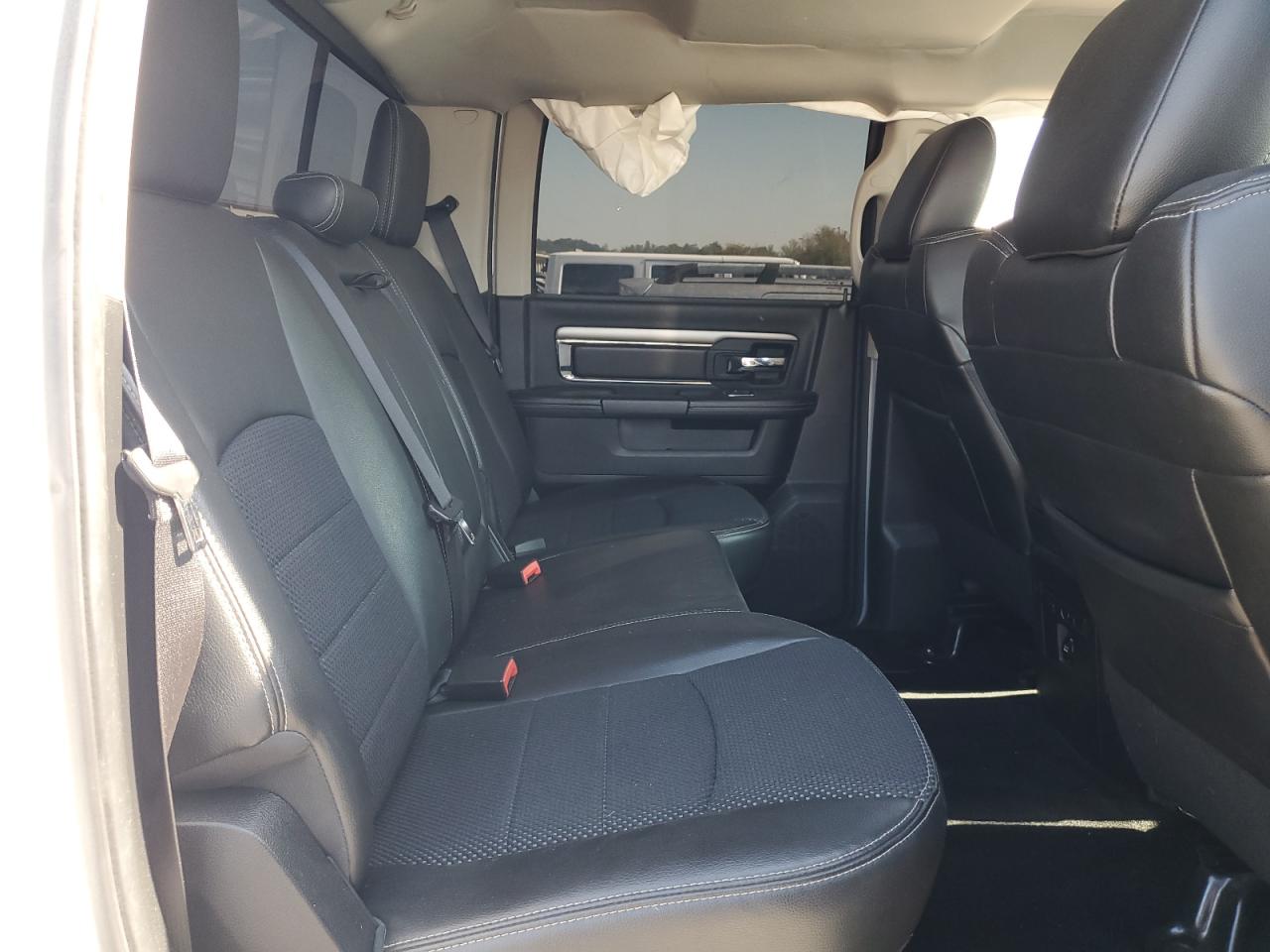 2014 Ram 1500 Sport VIN: 1C6RR7UT5ES138842 Lot: 81815135