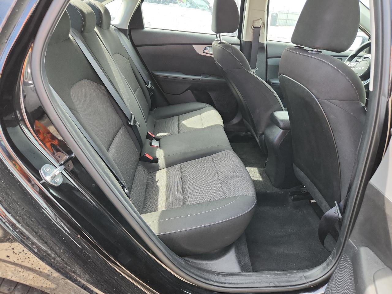 2023 Kia Forte Lx VIN: 3KPF24AD3PE643084 Lot: 71405895