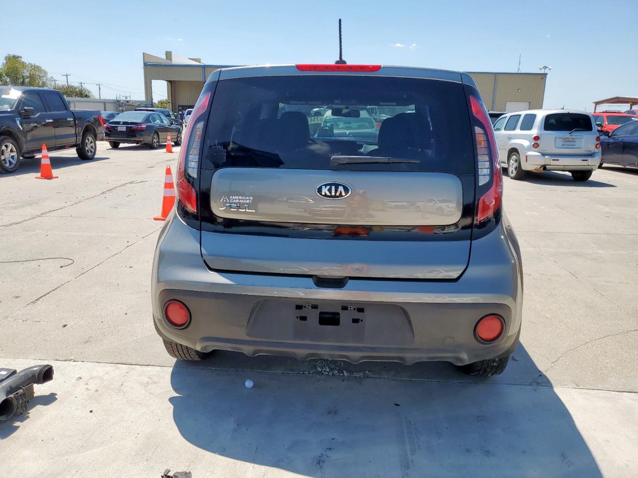 2017 Kia Soul VIN: KNDJN2A23H7479972 Lot: 71471425