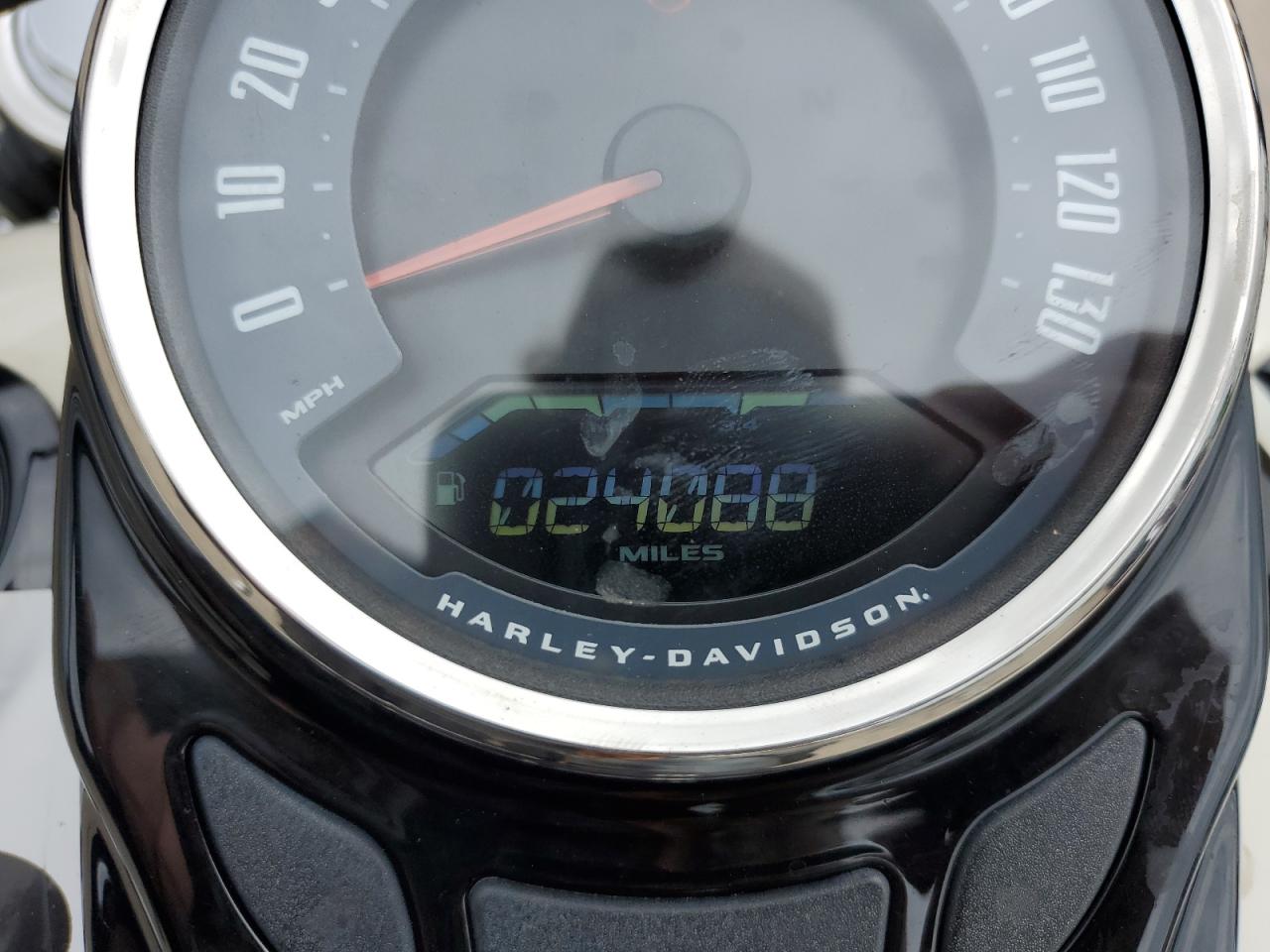 2018 Harley-Davidson Flhcs Heritage Classic 114 VIN: 1HD1YBK19JC013651 Lot: 83961765