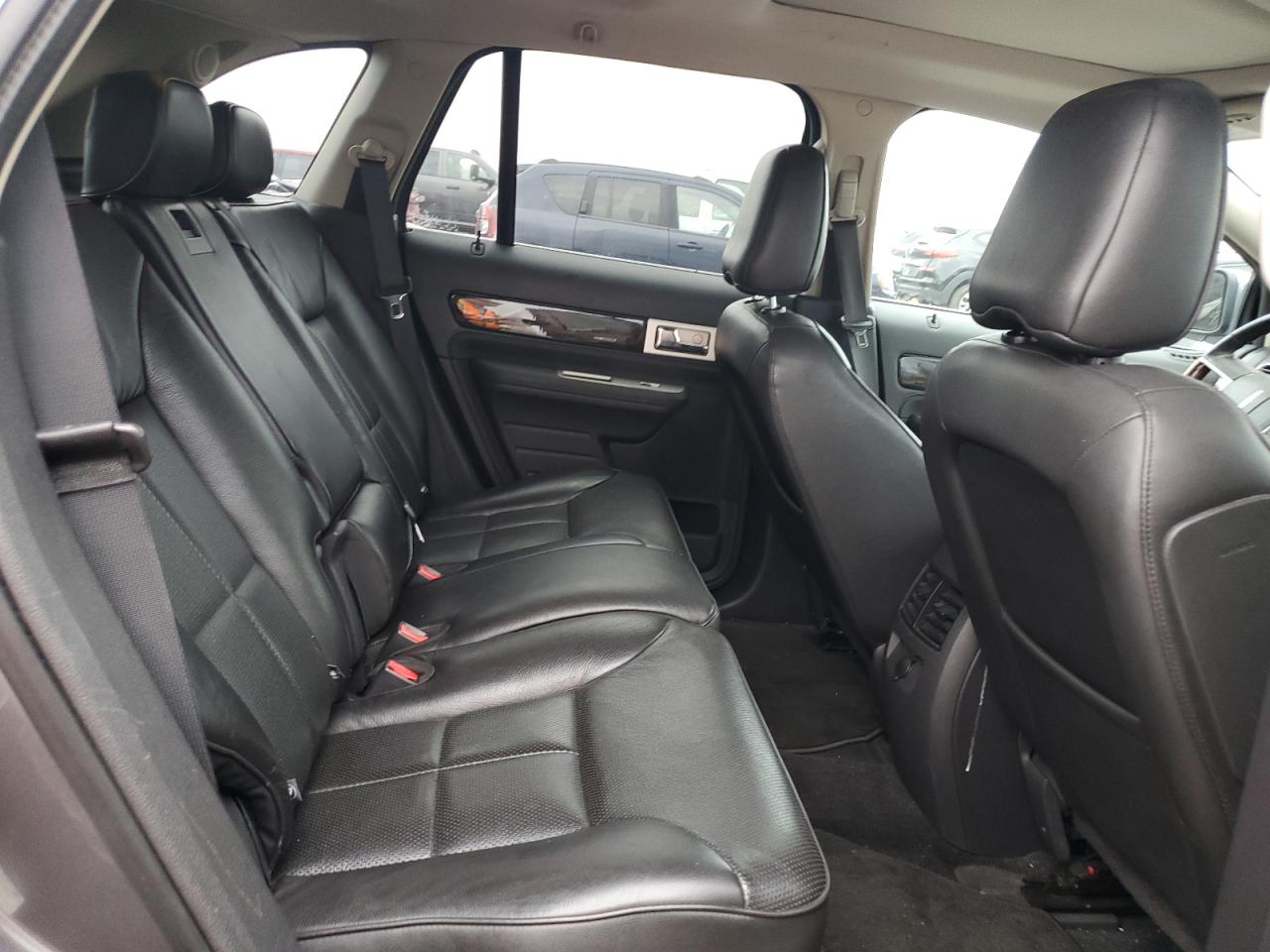 2010 Lincoln Mkx VIN: 2LMDJ8JC5ABJ35383 Lot: 81572155