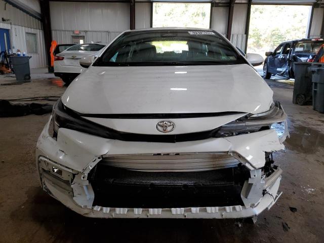  TOYOTA COROLLA 2023 Белы