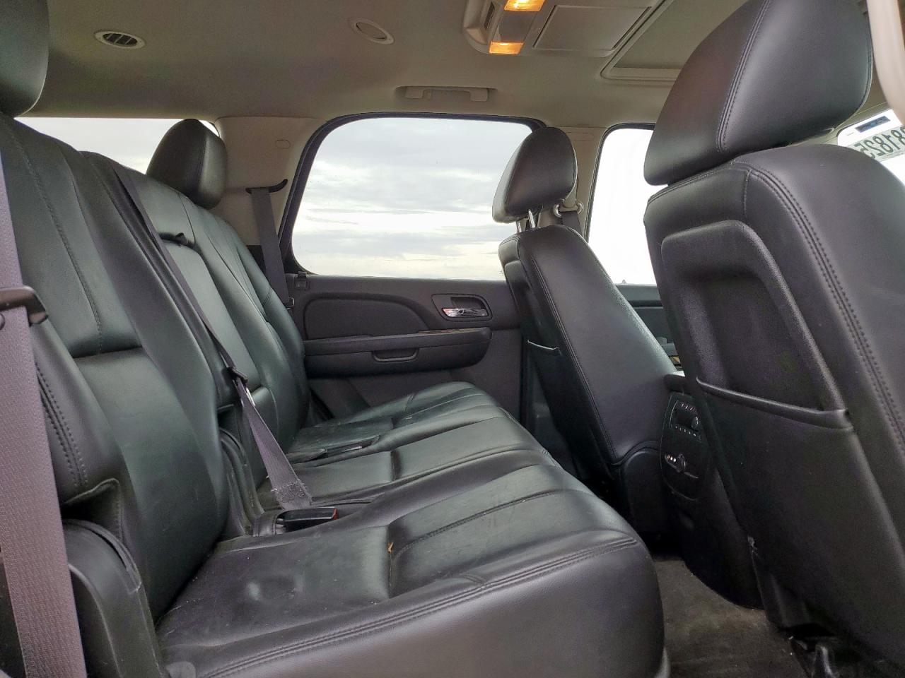 2013 Chevrolet Tahoe Hybrid VIN: 1GNSKDEJ2DR287894 Lot: 81881825