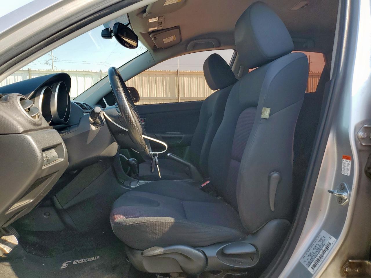 2005 Mazda 3 Hatchback VIN: JM1BK343351257339 Lot: 80212495