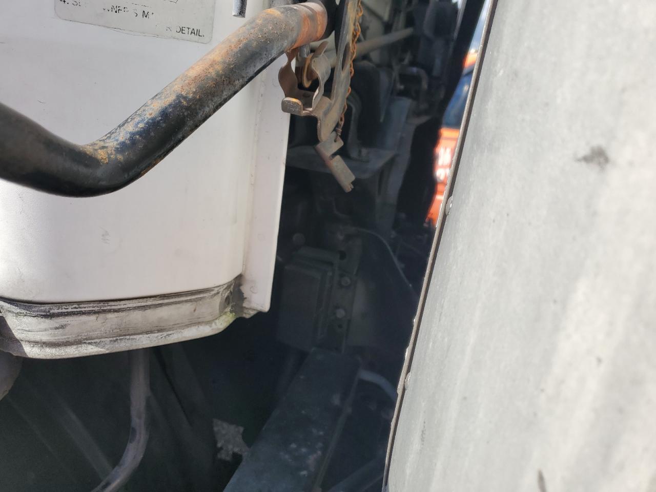 2004 Mitsubishi Fuso Truck Of America Inc Fm 617 VIN: JL6DEM1E04K000991 Lot: 84374845