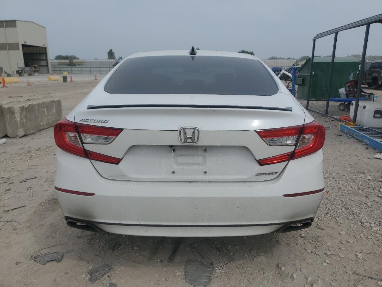 2022 Honda Accord Sport VIN: 1HGCV1F32NA077980 Lot: 67599395