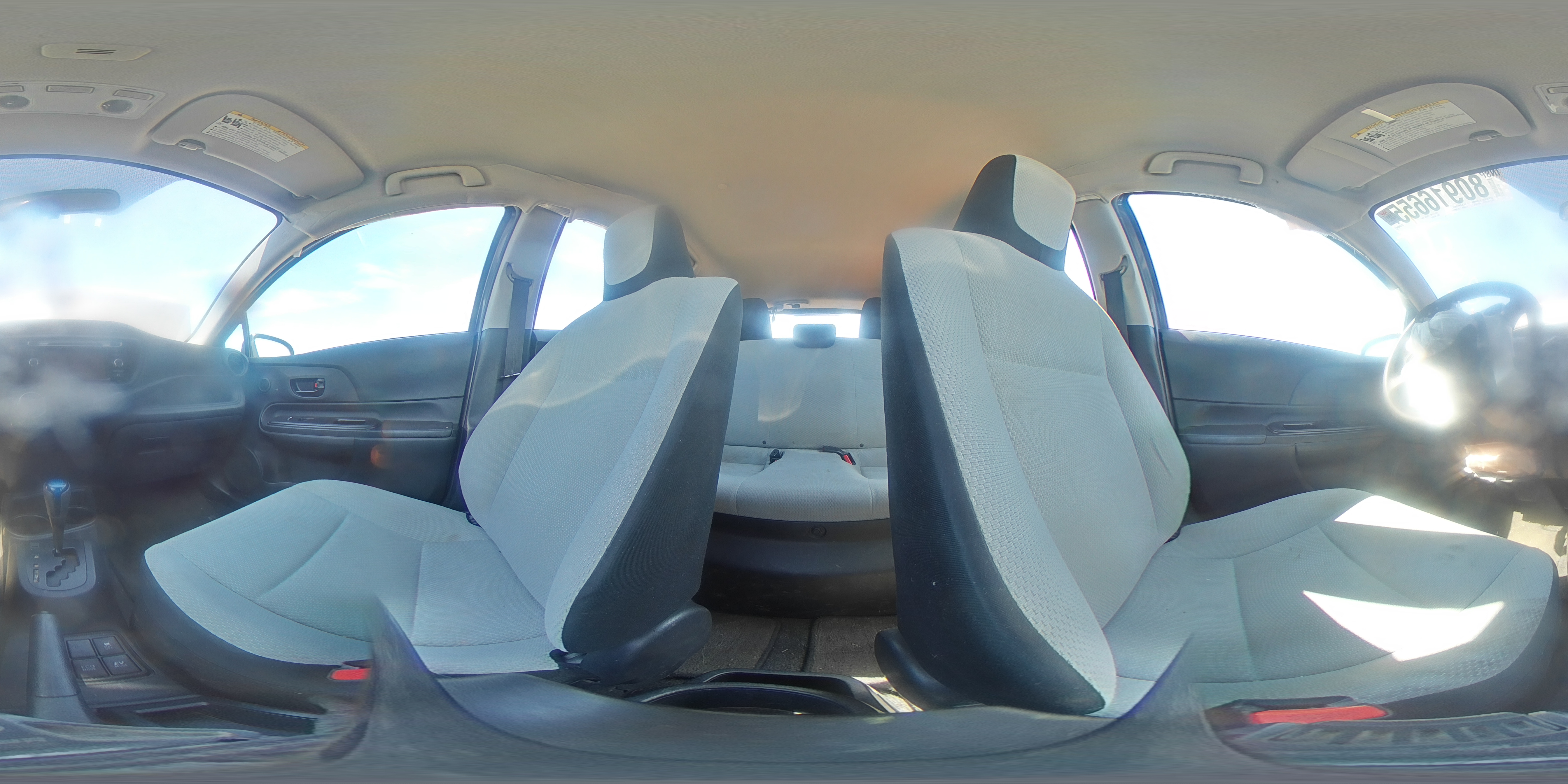 2015 Toyota Prius C VIN: JTDKDTB33F1582636 Lot: 80916655