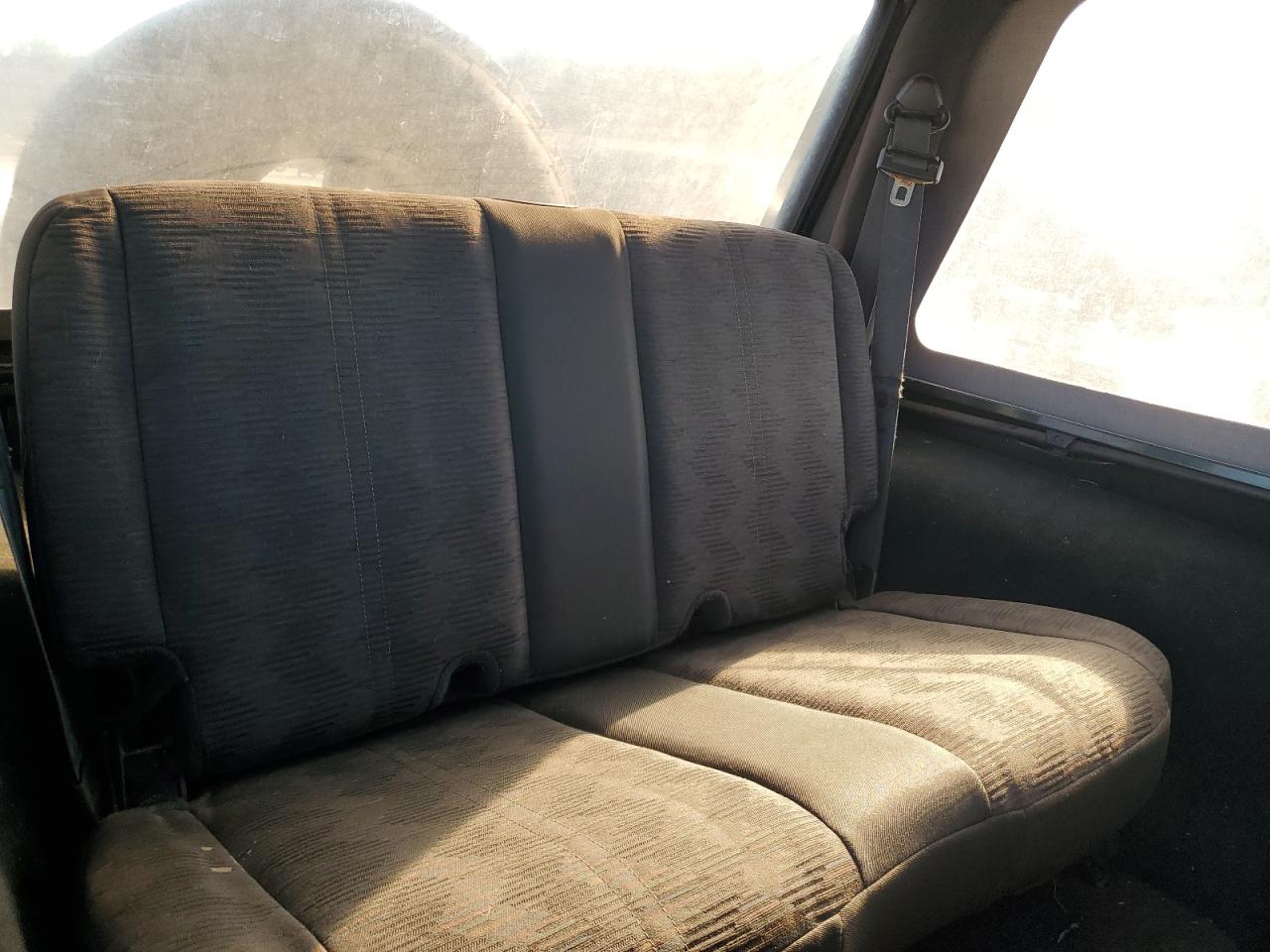 2004 Jeep Wrangler / Tj Sport VIN: 1J4FA49S14P735502 Lot: 70548875