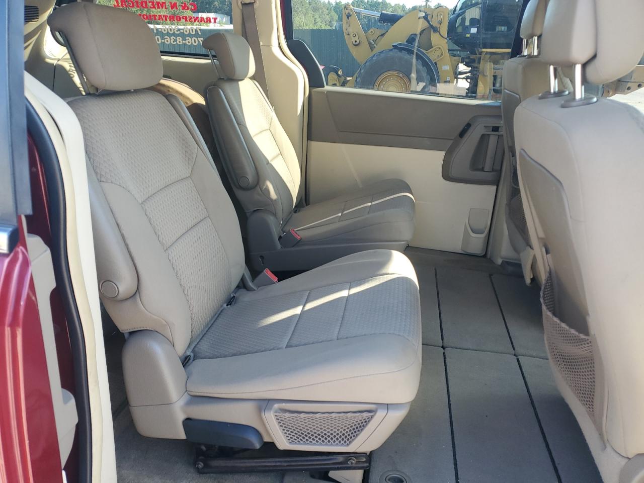 2010 Chrysler Town & Country Lx VIN: 2A4RR2D10AR330346 Lot: 80373435