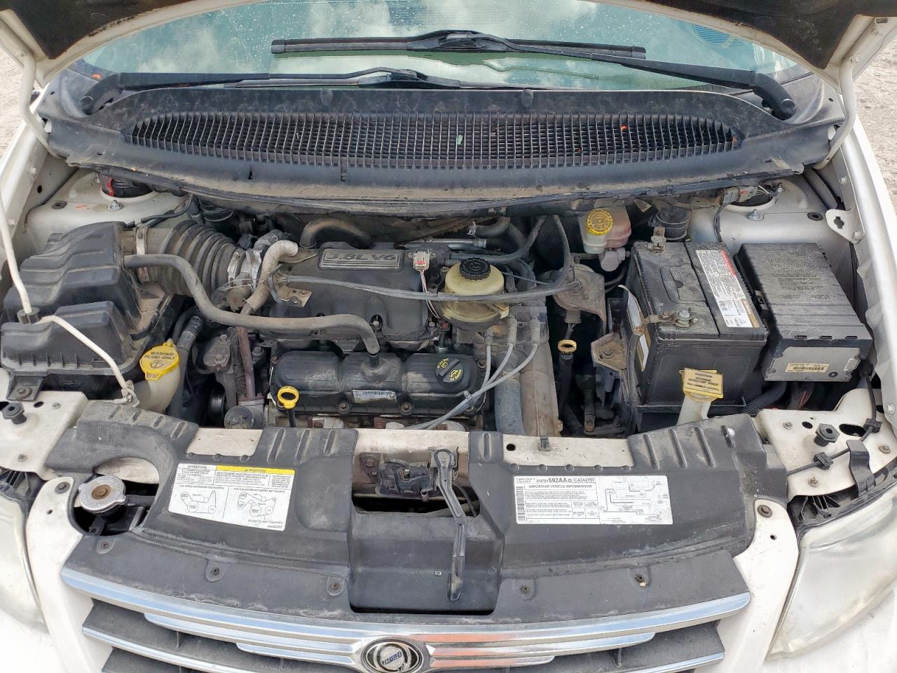 2006 Chrysler Town & Country Limited VIN: 2A4GP64L16R608927 Lot: 81318905