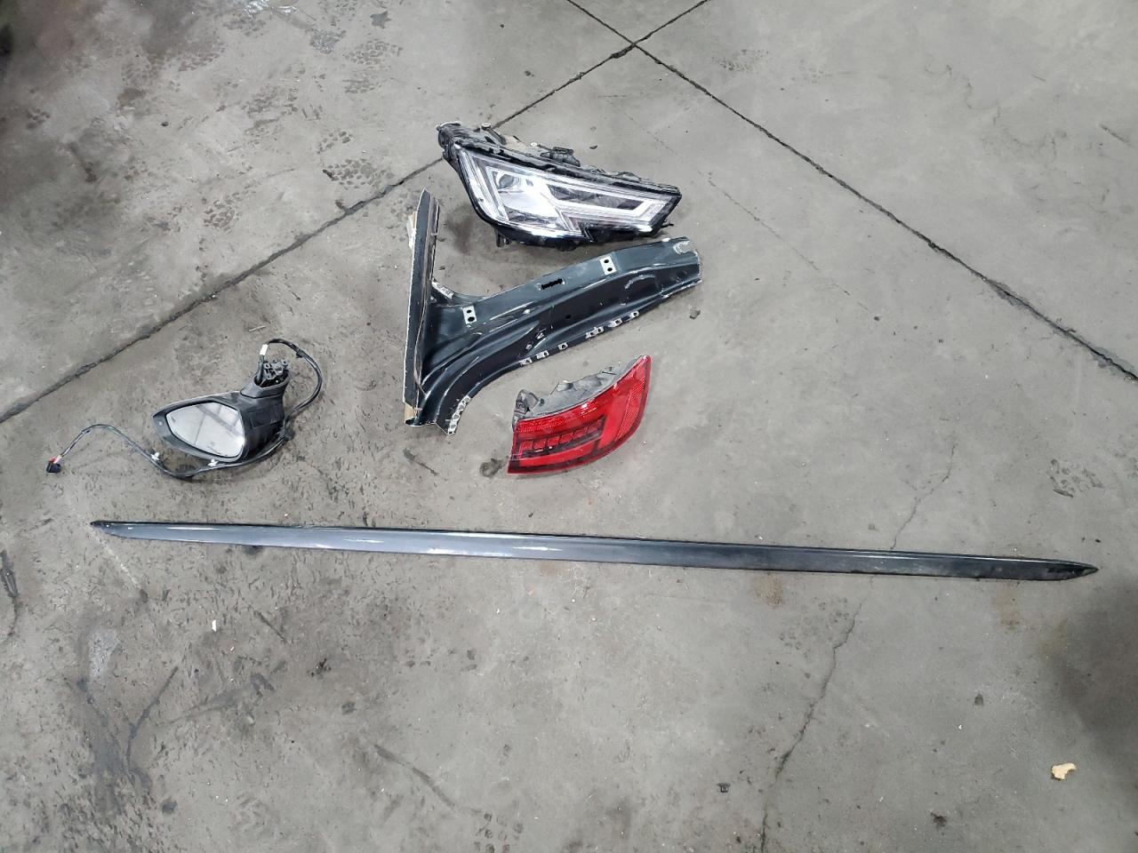 2017 Audi A4 Premium Plus VIN: WAUENAF44HN013899 Lot: 80870615