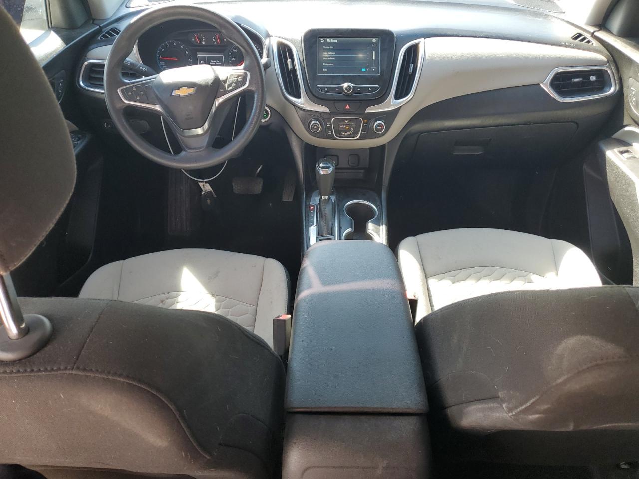 2018 Chevrolet Equinox Ls VIN: 2GNAXREV9J6113129 Lot: 71734895