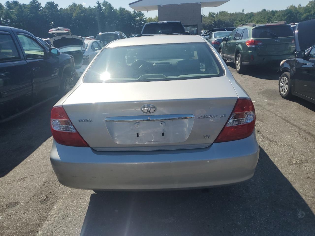 2004 Toyota Camry Le VIN: 4T1BF32K44U076435 Lot: 72024175