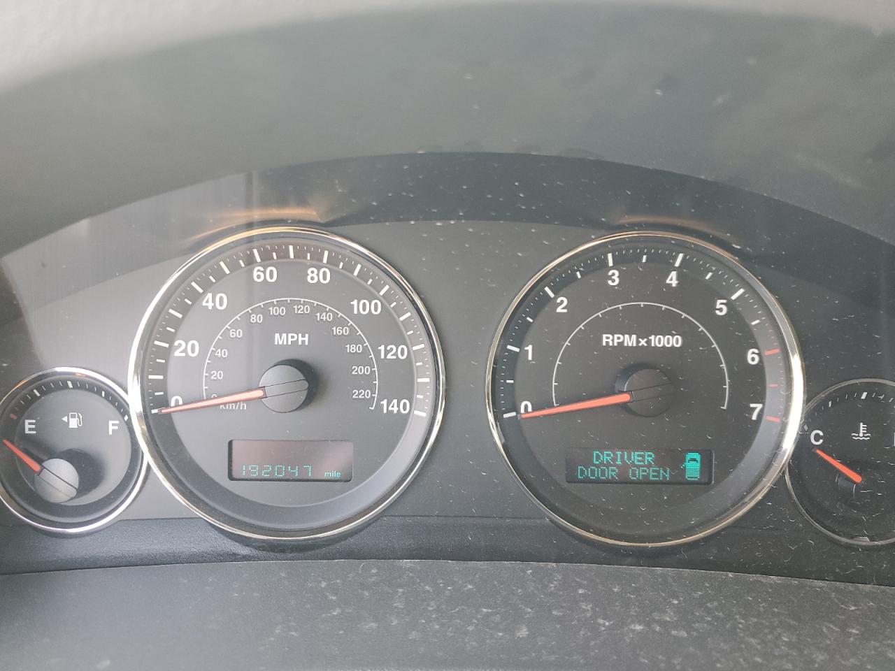 2005 Jeep Grand Cherokee Limited VIN: 1J4HR58225C642330 Lot: 71357575