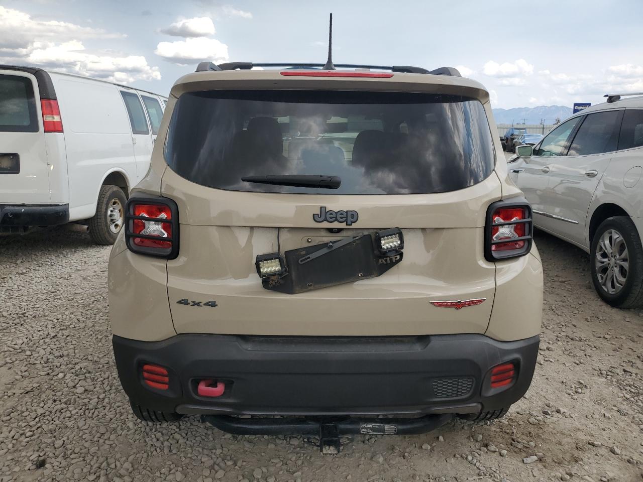2015 Jeep Renegade Trailhawk VIN: ZACCJBCT4FPB77231 Lot: 71289415