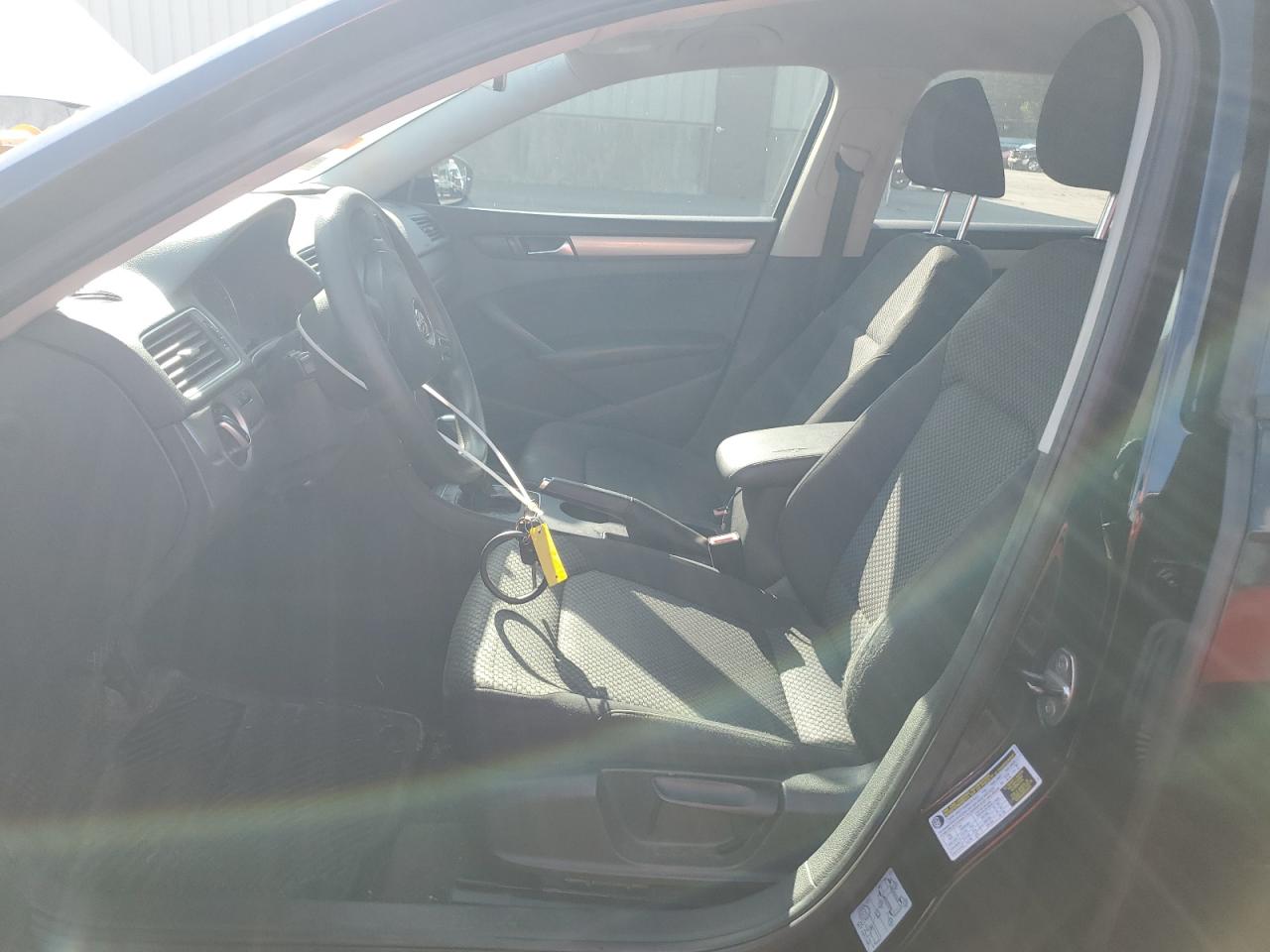 2012 Volkswagen Passat S VIN: 1VWAP7A33CC015951 Lot: 69572795