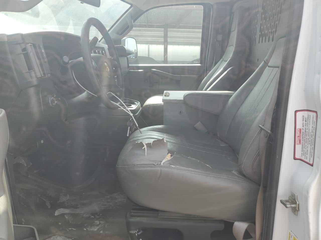 2021 Chevrolet Express G2500 VIN: 1GCWGAFP8M1261943 Lot: 86700735