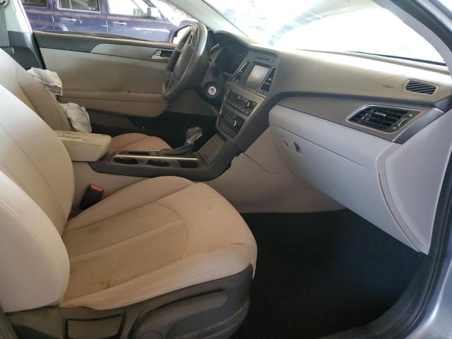  HYUNDAI SONATA 2016 Серебристый