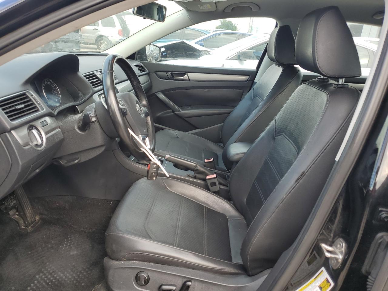 2015 Volkswagen Passat S VIN: 1VWAT7A36FC097562 Lot: 81936535