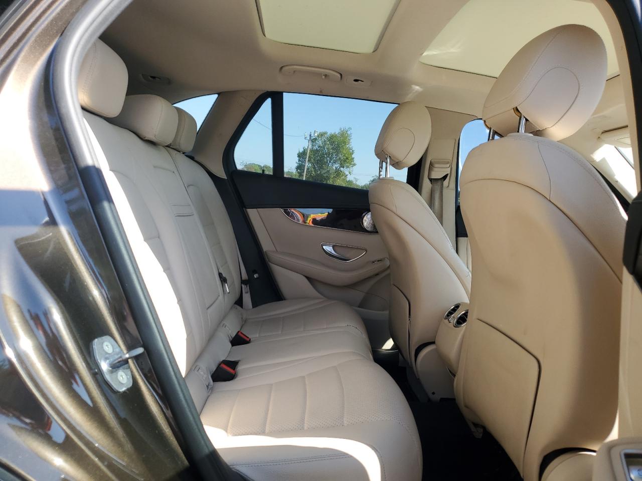 2016 Mercedes-Benz Glc 300 4Matic VIN: WDC0G4KB8GF111737 Lot: 80562495