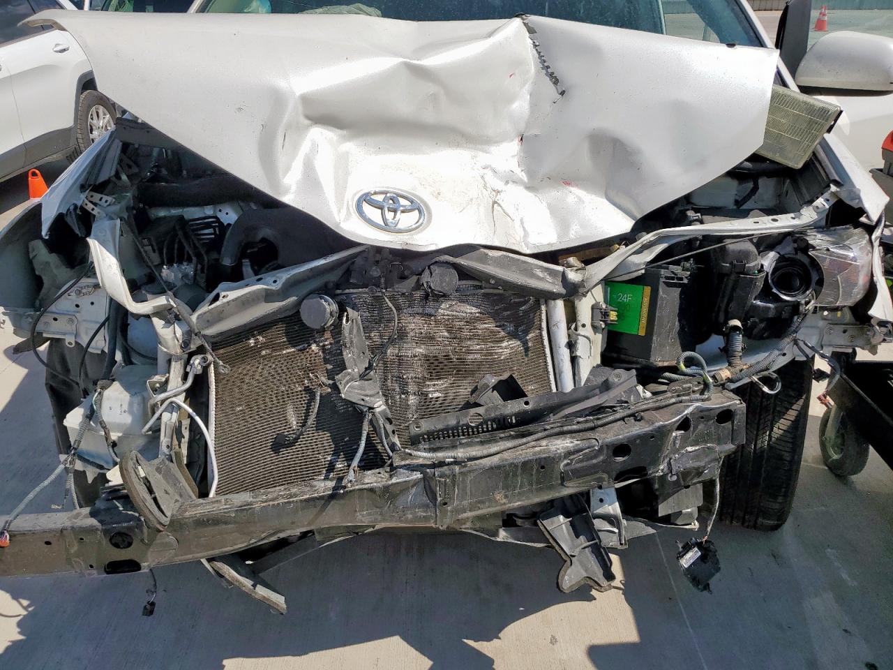 2017 Toyota Sienna Xle VIN: 5TDDZ3DC8HS166532 Lot: 84755465