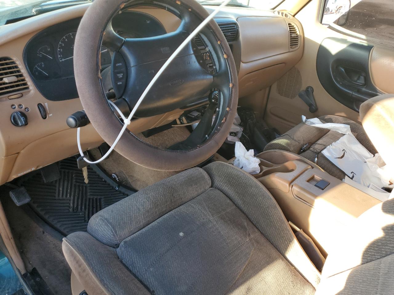 1996 Ford Ranger Super Cab VIN: 1FTCR14U8TPA72064 Lot: 83946305