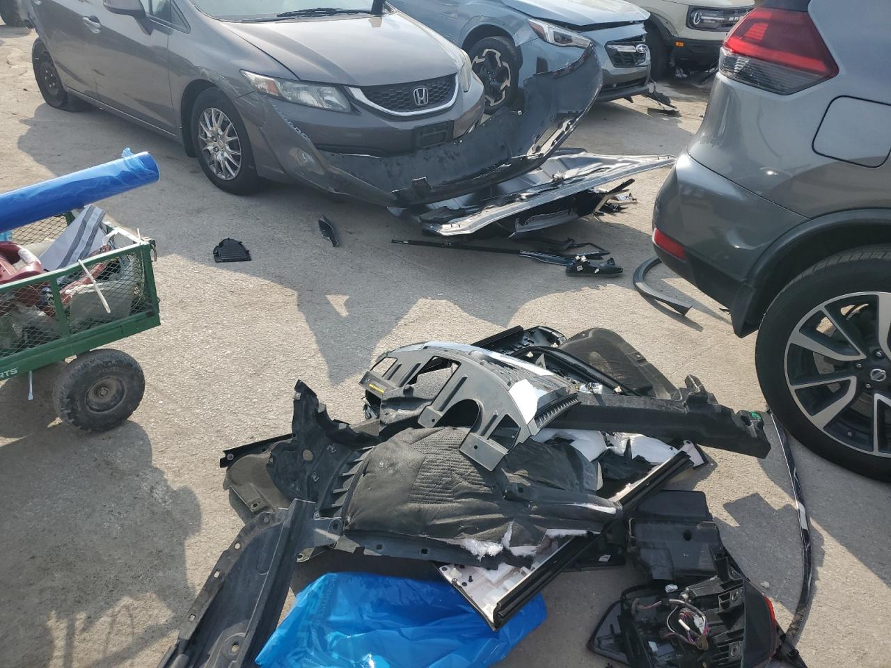 2018 Nissan Rogue S VIN: JN8AT2MV0JW325361 Lot: 81211755