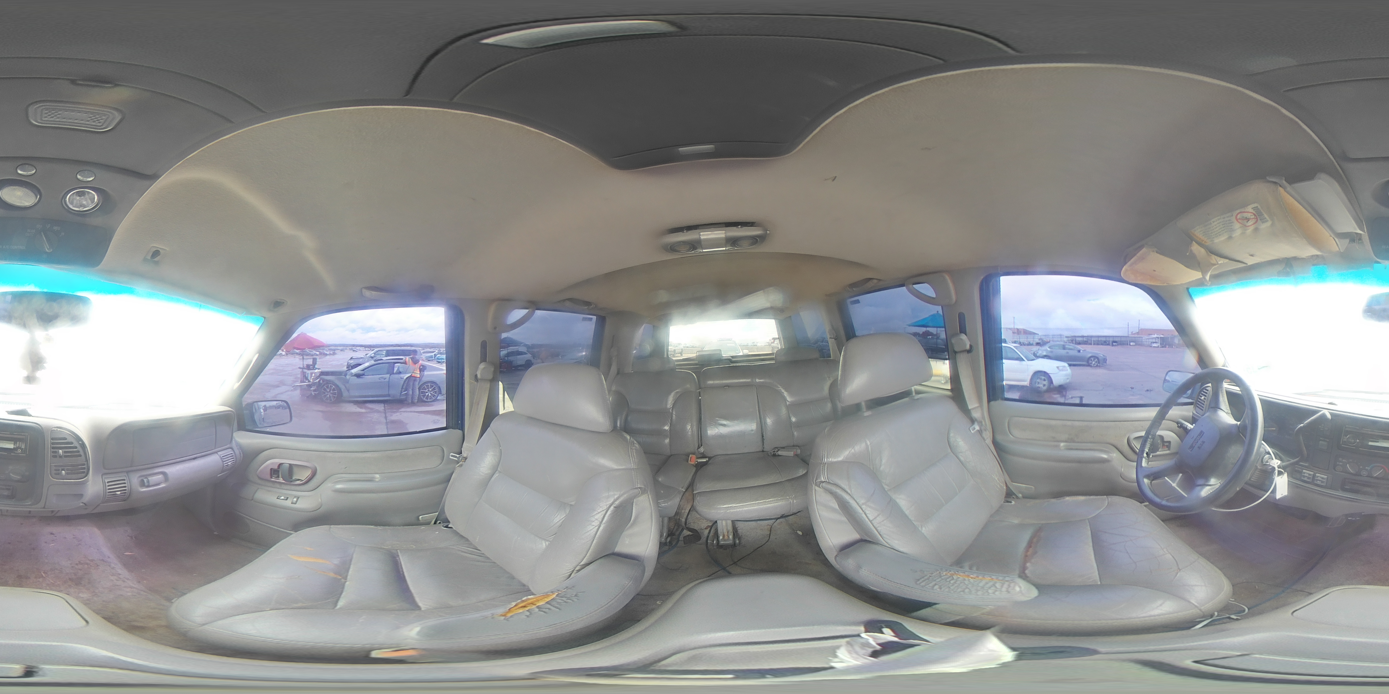 1999 GMC Yukon VIN: 1GKEK13R7XJ740685 Lot: 82127745