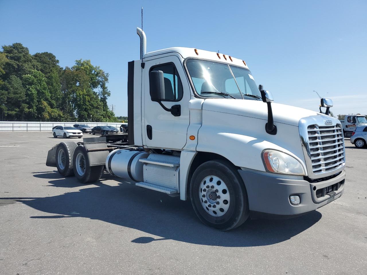 2016 Freightliner Cascadia 125 Semi Truck 1FUGGEDV2GLHB3981 photo #1