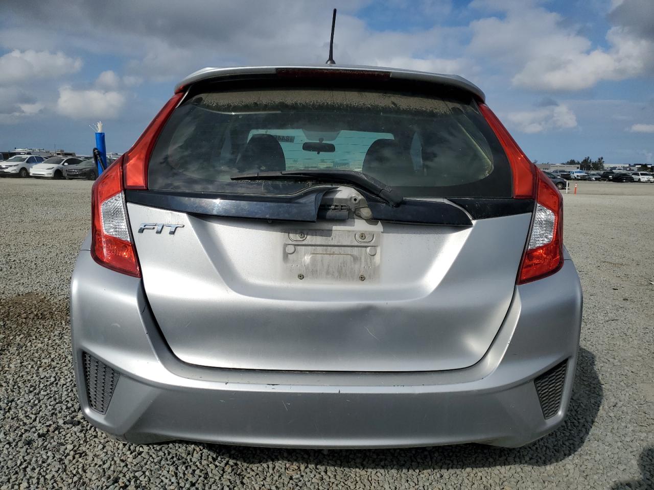 2015 Honda Fit Lx VIN: 3HGGK5H52FM765837 Lot: 84466495