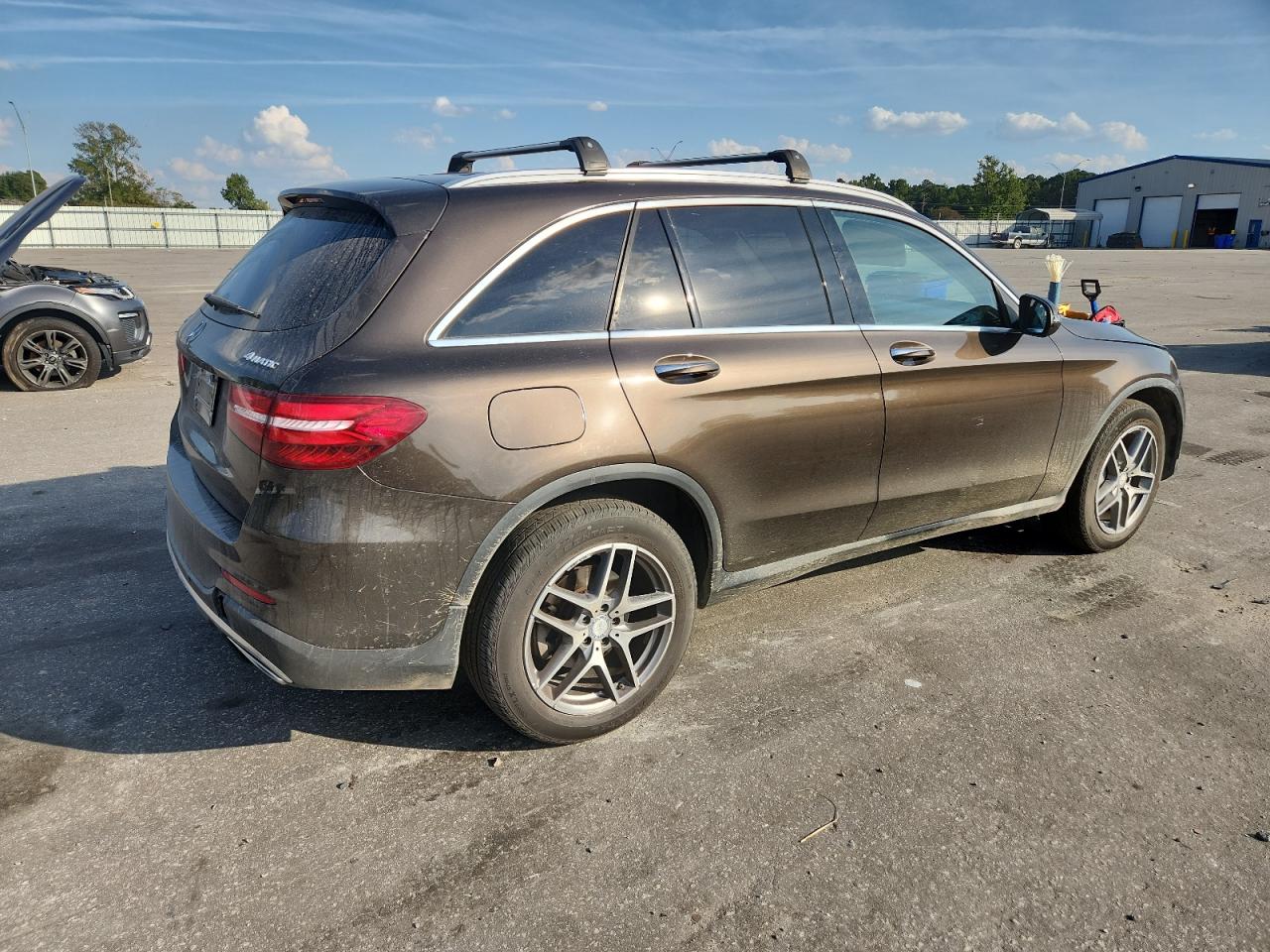 Фото: WDC0G4KB2GF114472