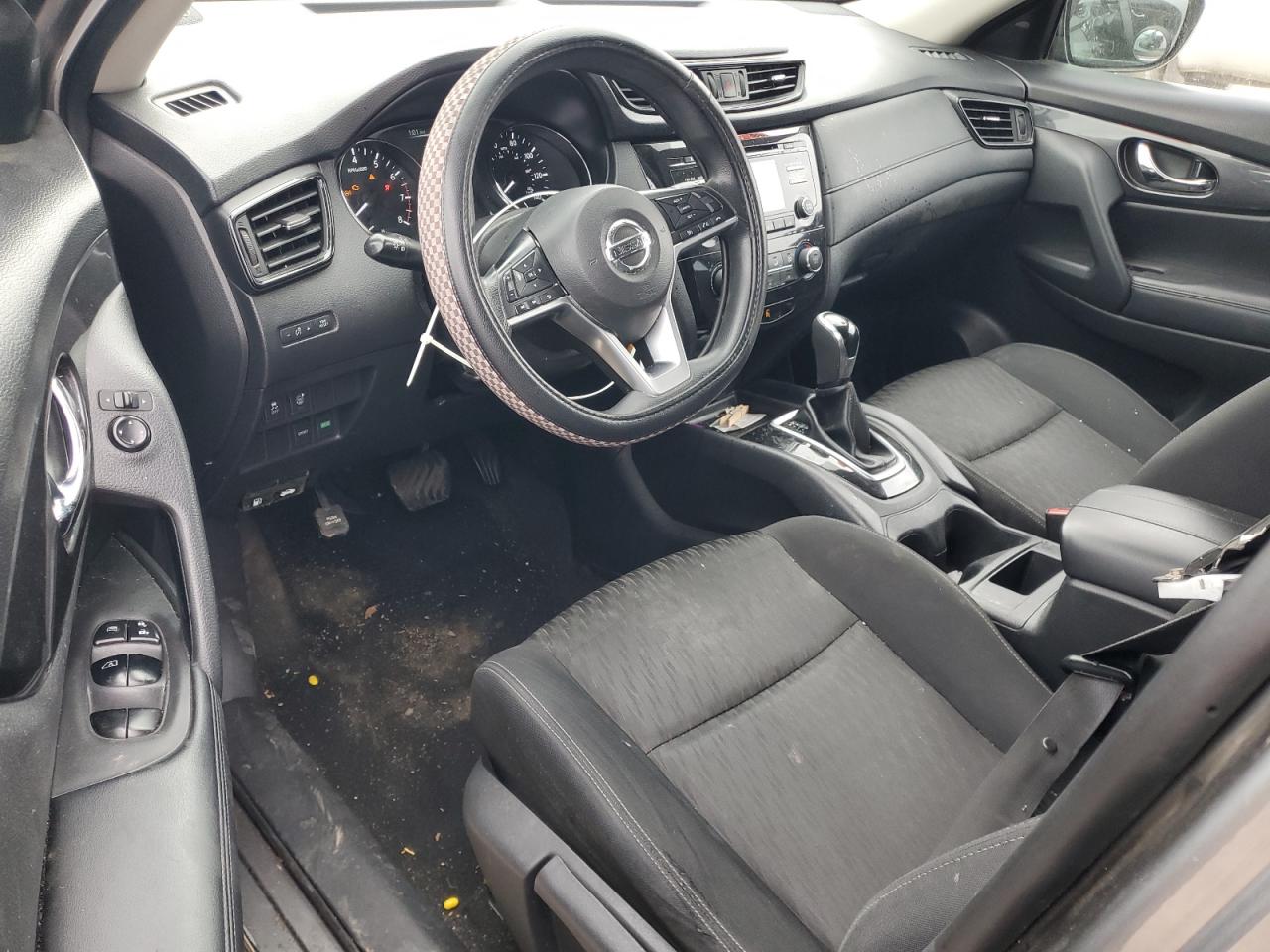 2017 Nissan Rogue S VIN: KNMAT2MT3HP587230 Lot: 81318225