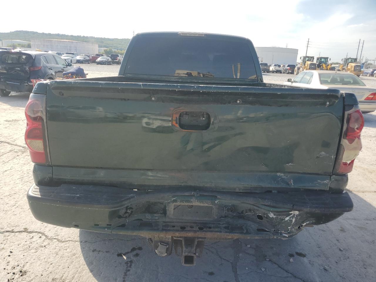 2004 Chevrolet Silverado K1500 VIN: 2GCEK19T041219697 Lot: 83969475