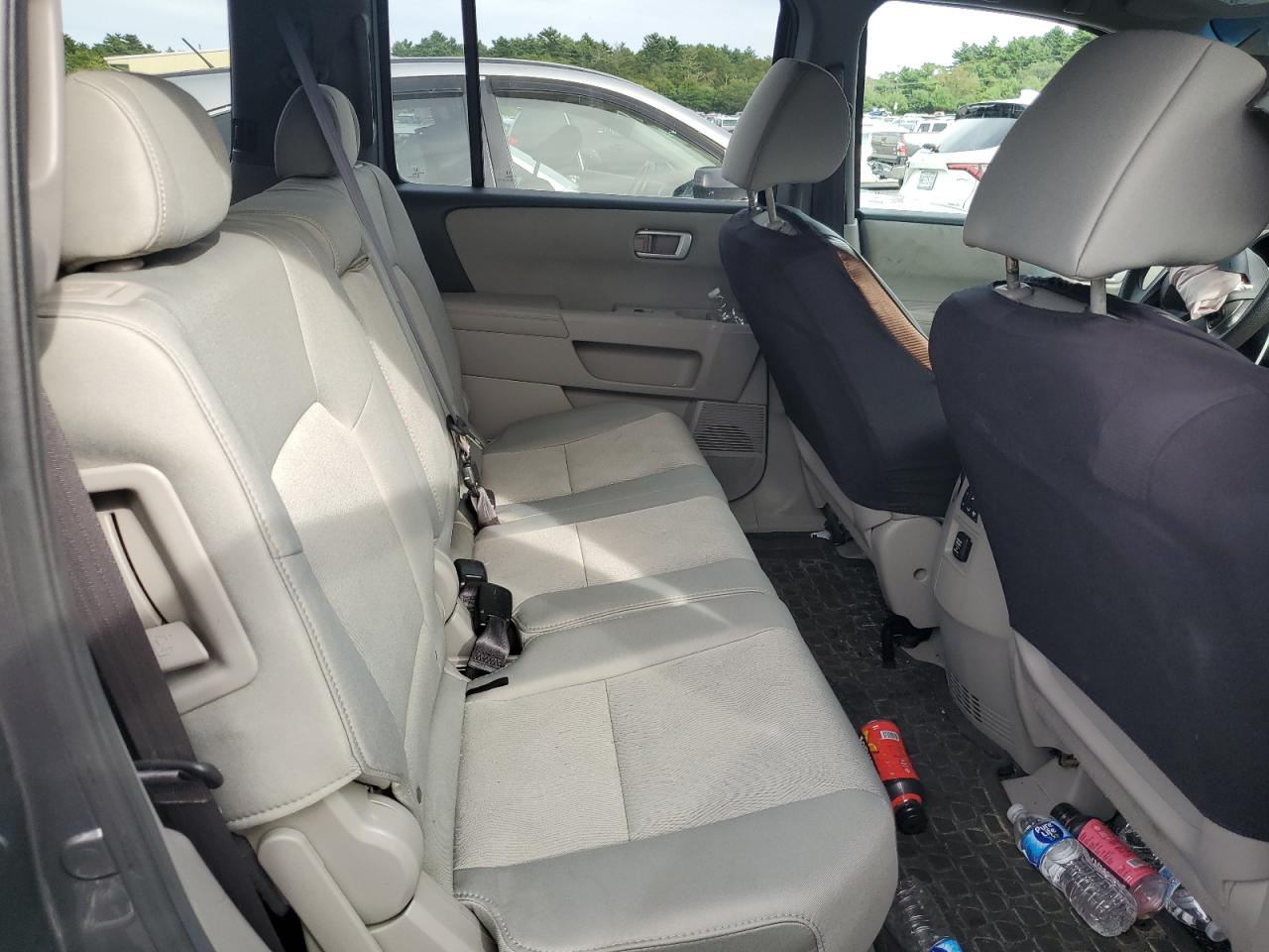 2011 Honda Pilot Lx VIN: 5FNYF4H22BB014050 Lot: 71006035