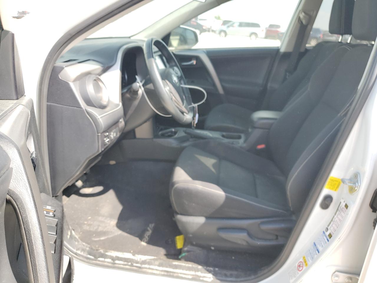 2017 Toyota Rav4 Xle VIN: 2T3RFREV9HW542770 Lot: 81863425