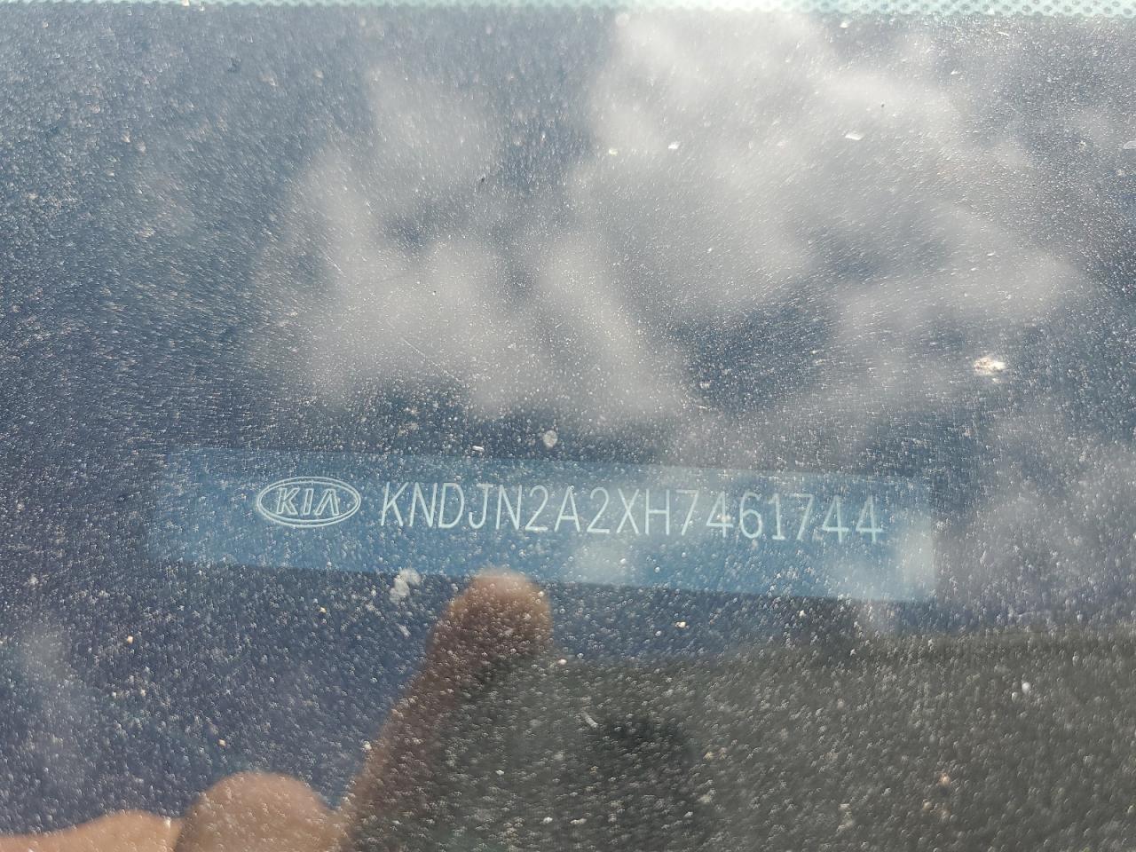 2017 Kia Soul VIN: KNDJN2A2XH7461744 Lot: 83968165