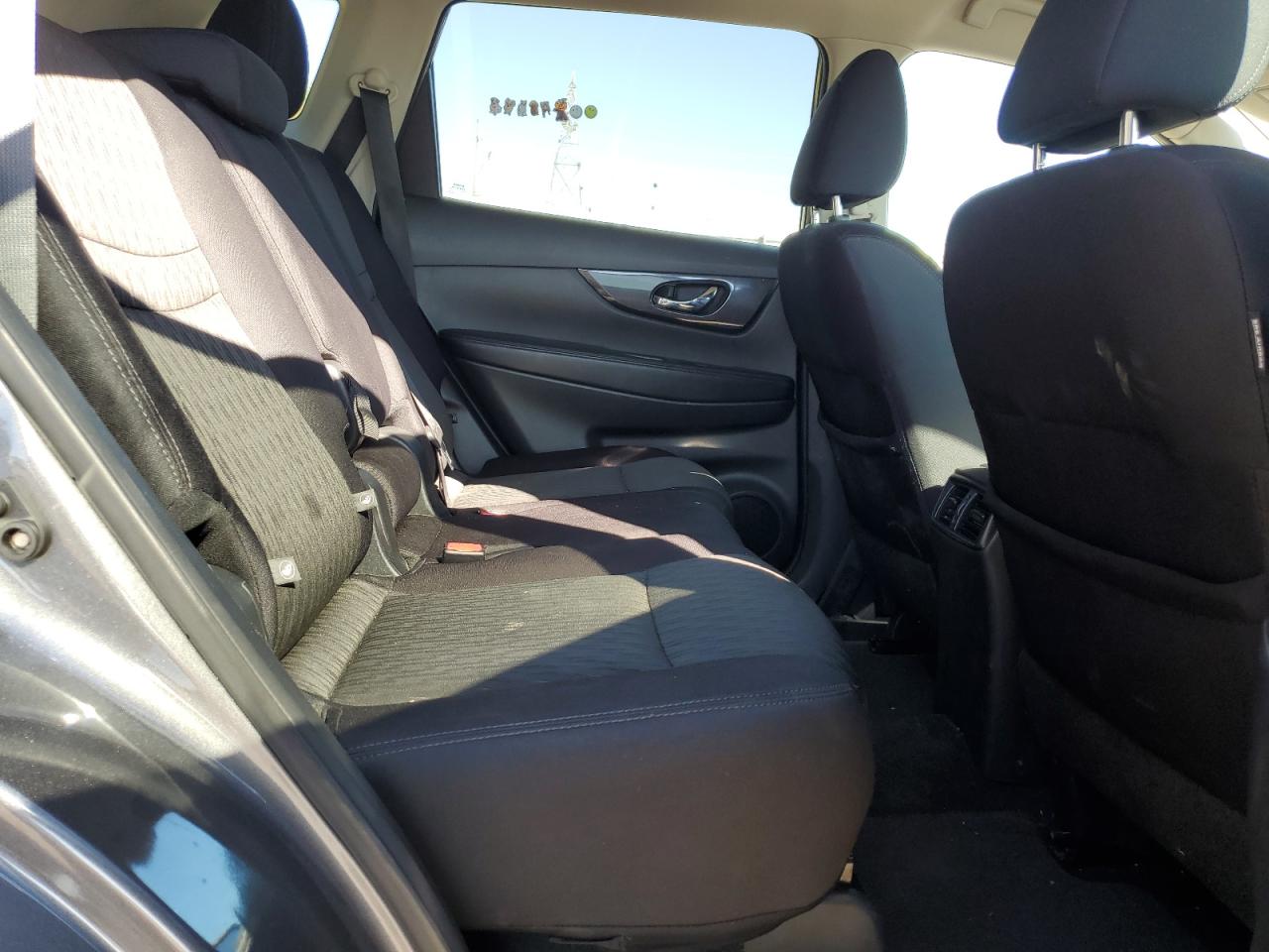 2017 Nissan Rogue Sv VIN: 5N1AT2MV5HC852153 Lot: 81064955