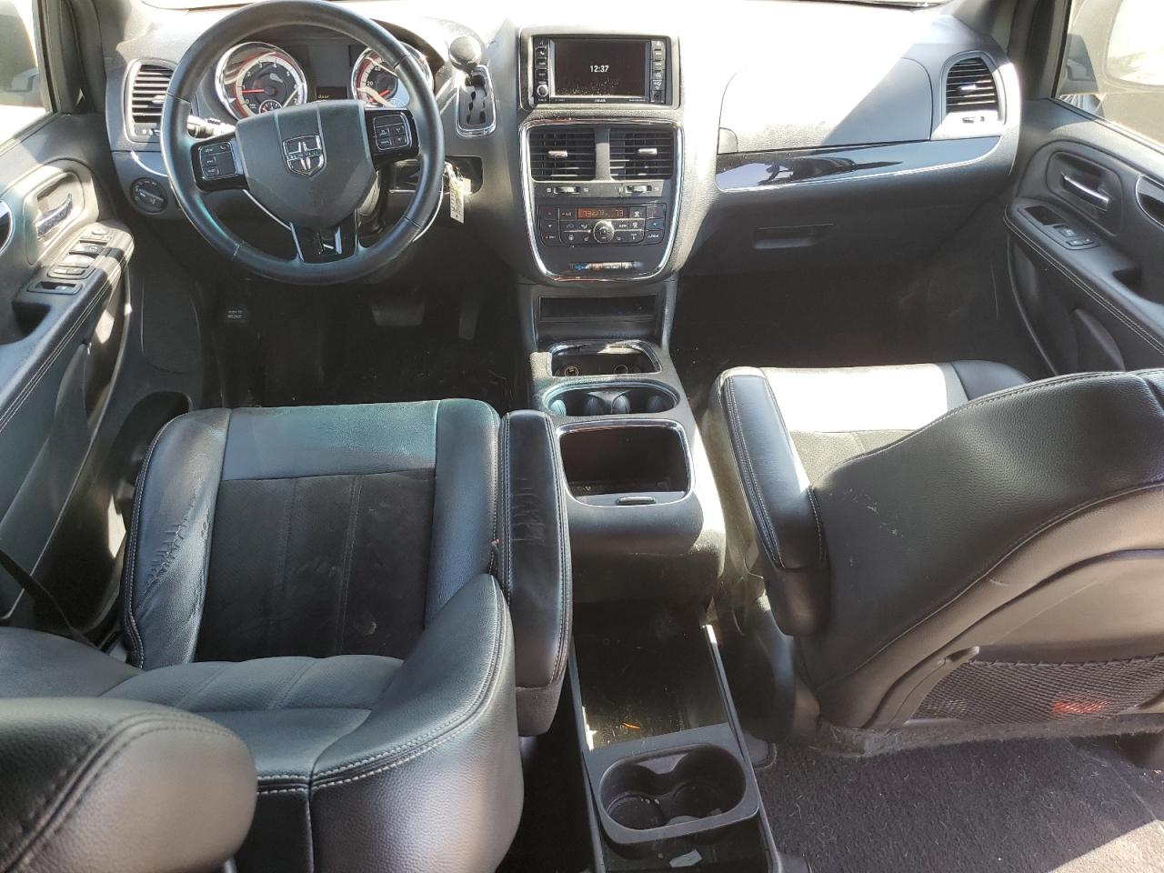 2017 Dodge Grand Caravan Sxt VIN: 2C4RDGCG2HR829652 Lot: 84030045