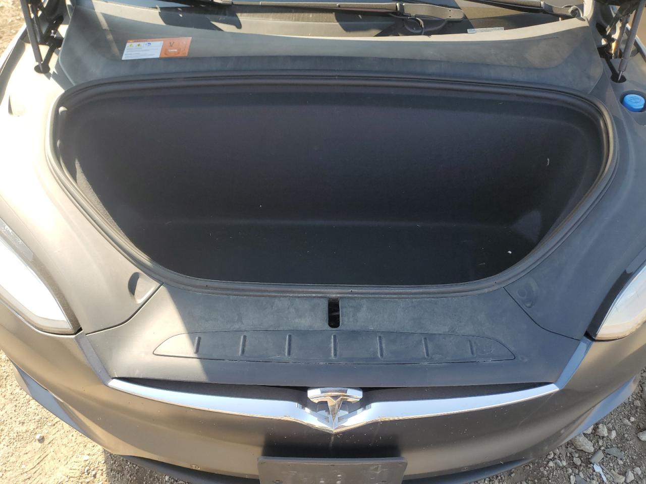 2017 Tesla Model X VIN: 5YJXCBE23HF066258 Lot: 81156885