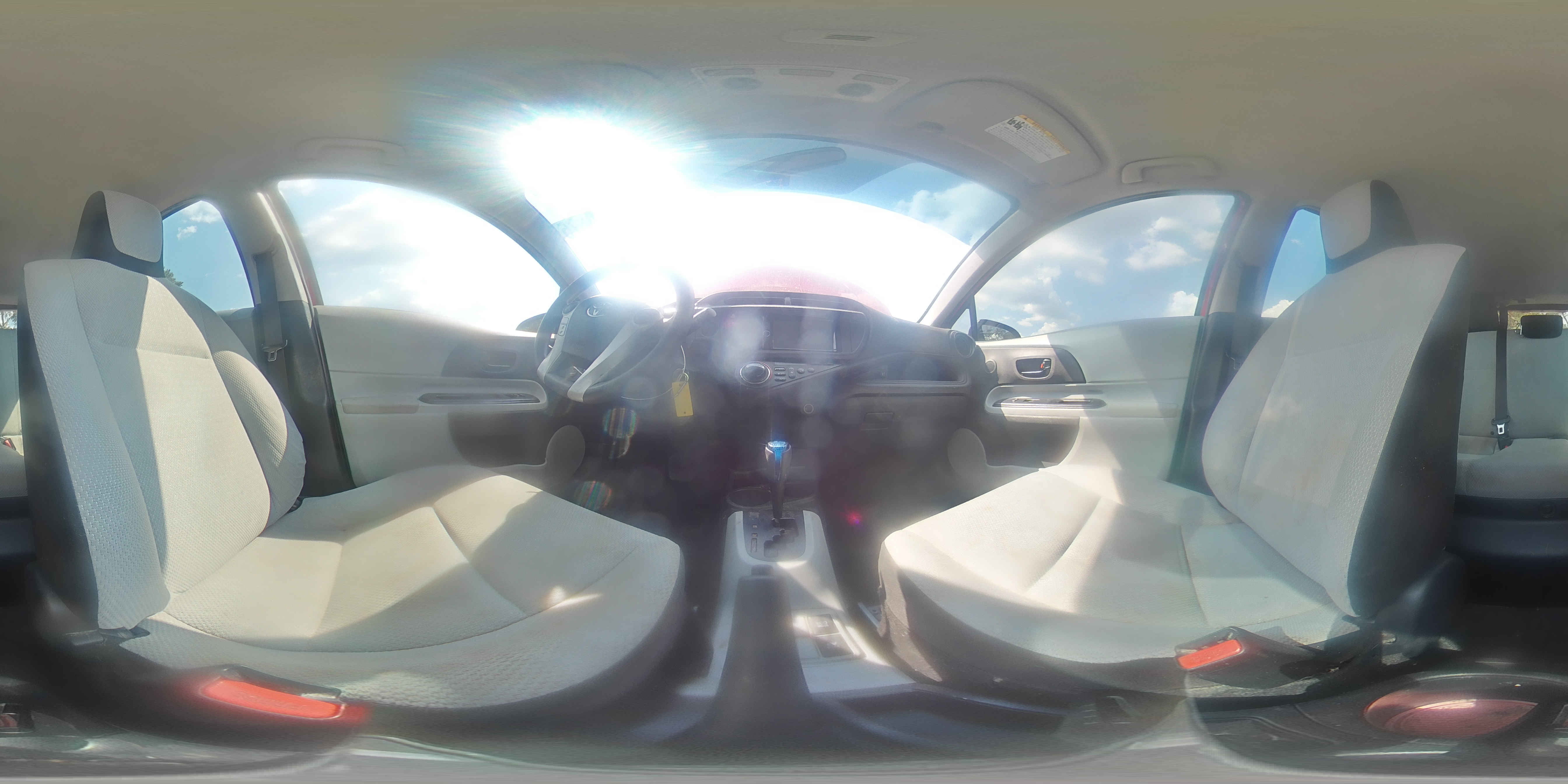 2014 Toyota Prius C VIN: JTDKDTB38E1568472 Lot: 80910675