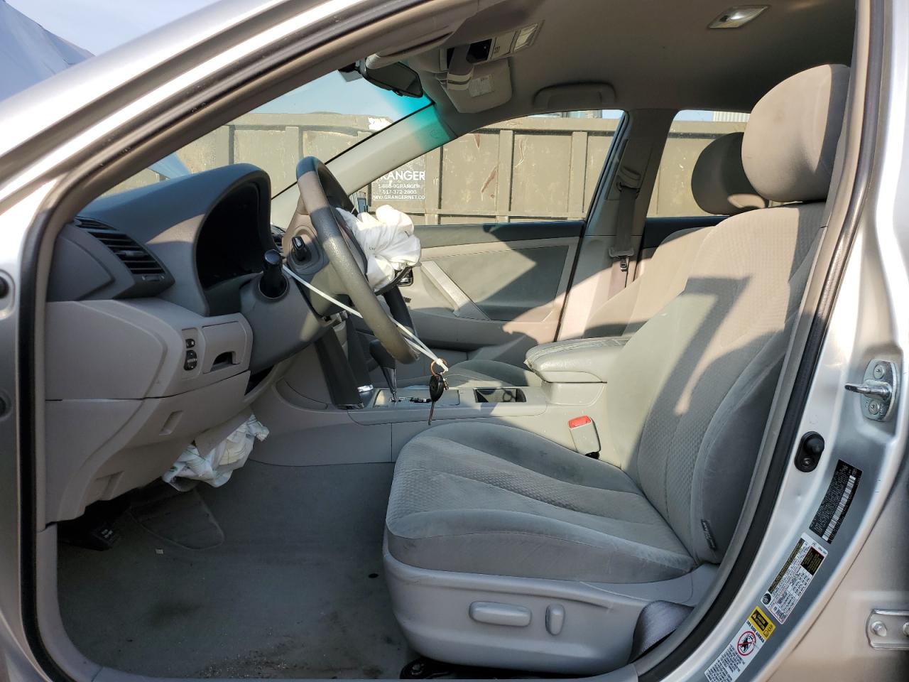 2008 Toyota Camry Ce VIN: 4T4BE46K08R043737 Lot: 81233405