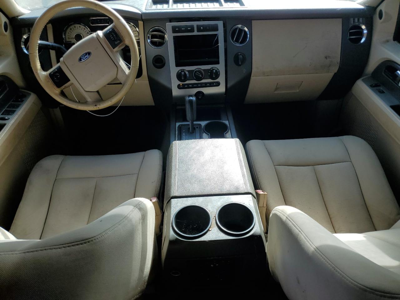 2010 Ford Expedition Xlt VIN: 1FMJU1F56AEB69571 Lot: 81674735