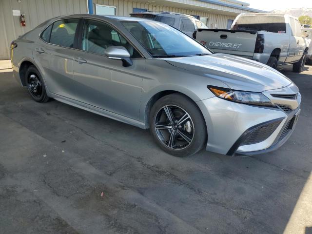  TOYOTA CAMRY 2024 Серебристый
