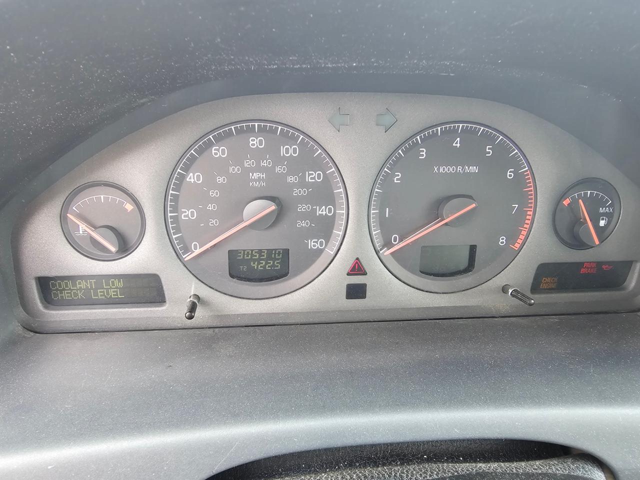 2002 Volvo V70 Xc VIN: YV1SZ58D521056266 Lot: 66413415